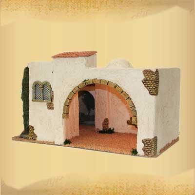 Gran Casa con Ciprés