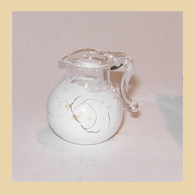 Jarra de Cristal con Leche