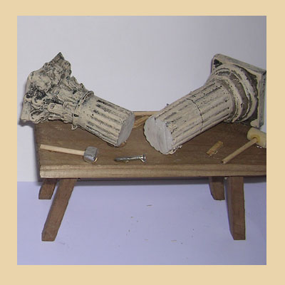 Mesa Cntero Tallando Columnas