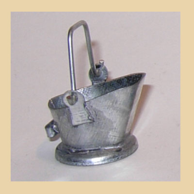 Cubo con Pico 1 Asa en Zinc