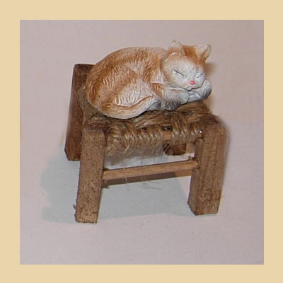 Taburete Madra y Gato Durmiendo