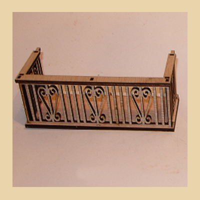 Balcón de Madera Calada