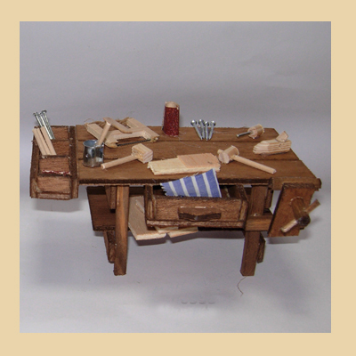Mesa Carpintero con Tablas y Cajon Abierto
