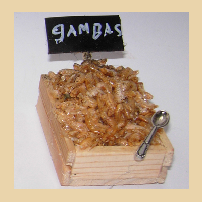 Caja Mediana en Madera de Gambas con Paleta y Letrero