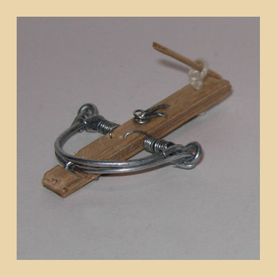 Costilla Hierro y Madera Miniatura.