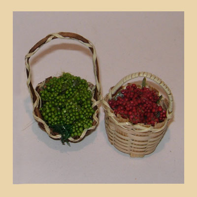 Cesta de Uvas Verdes o Tintas