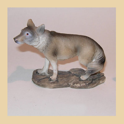 Lobo Grande en Resina