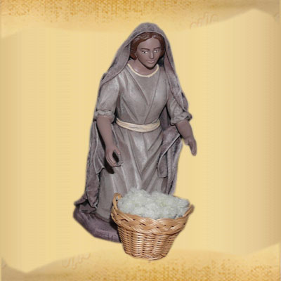 Pastora Recogiendo Lana
